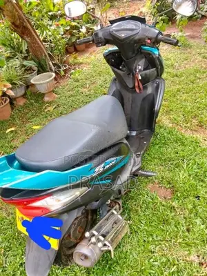 Yamaha Ray Z 2015 Motorbike (Used)