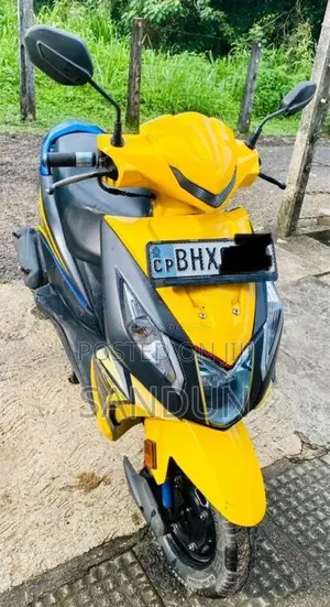 Honda Dio 2019 Motorbike (Used)