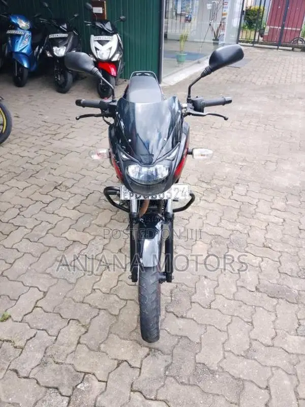 Bajaj Pulsar 2017 Motorbike (Used)