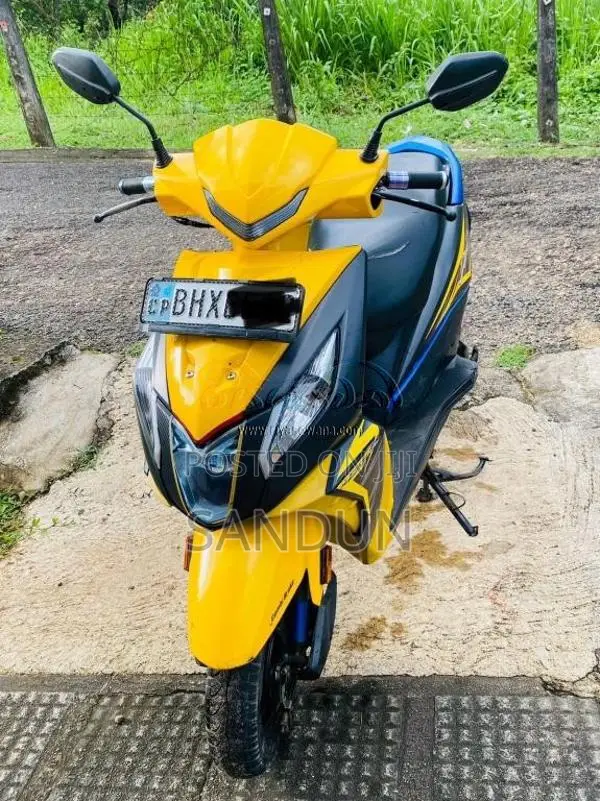 Honda Dio 2019 Motorbike (Used)