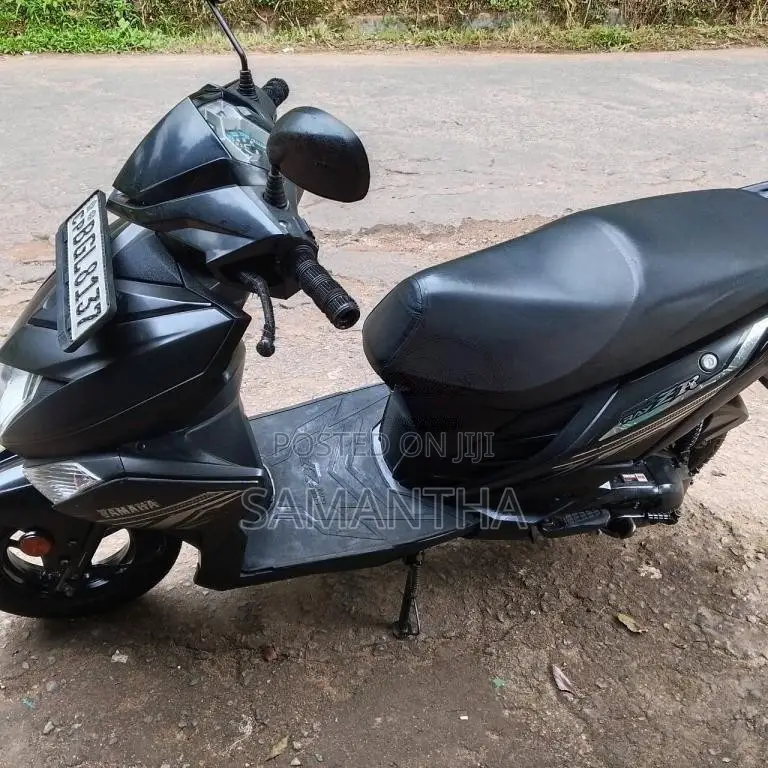 Yamaha ZR 2017 Motorbike (Used)