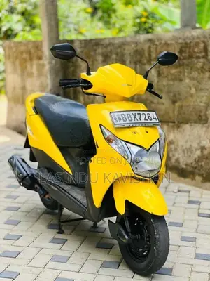 Honda Dio 2015 Motorbike (Used)