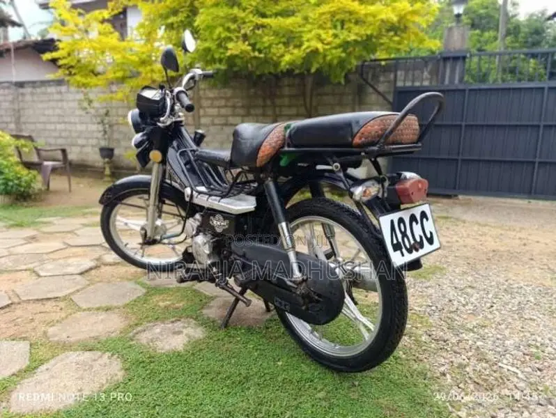 Loncin Rx48 2010 Motorbike Unregistered (Recondition)