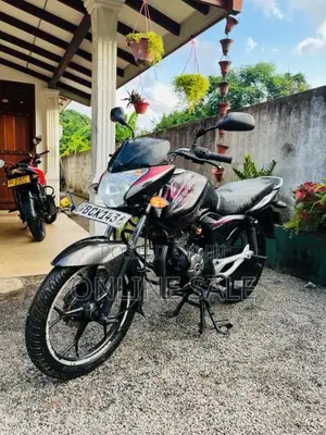 Bajaj Discover 2015 Motorbike (Used)