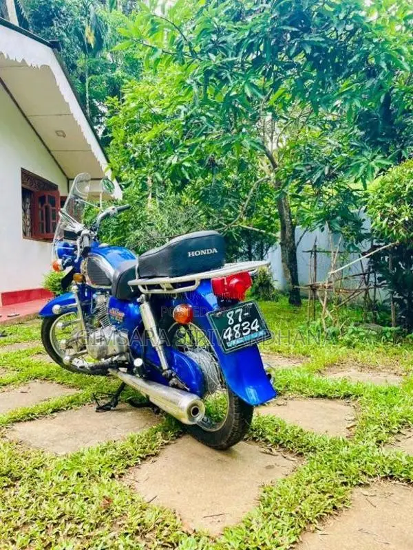 Honda CD125 1981 Motorbike (Used)