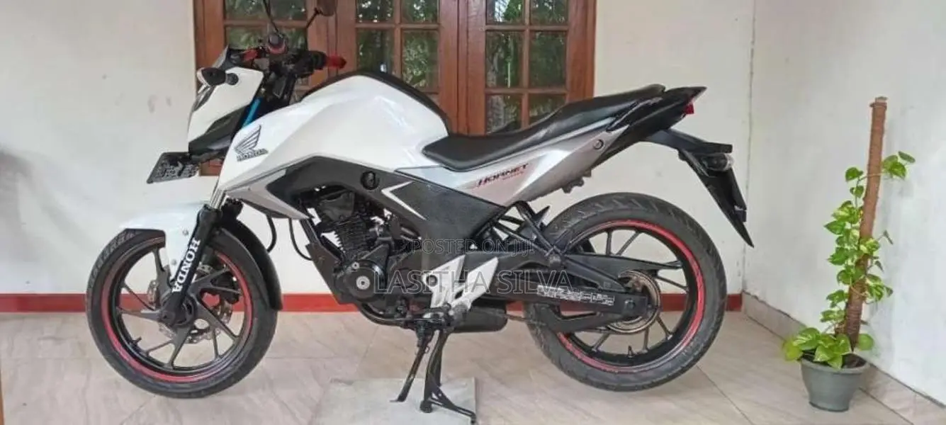 Honda Cb Hornet 2016 Motorbike (Used)