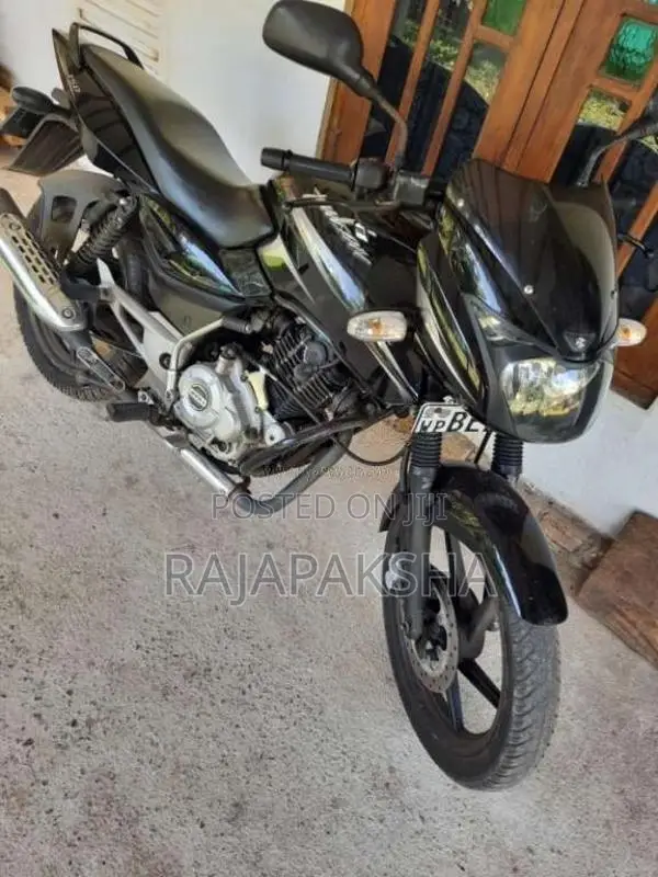 Bajaj Pulsar 2016 Motorbike (Used)