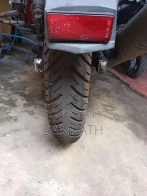 Hero Hunk 2016 Motorbike (Used)