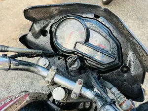 Bajaj Discover 2015 Motorbike (Used)