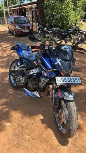 Bajaj Pulsar NS200 2016 Motorbike (Used)
