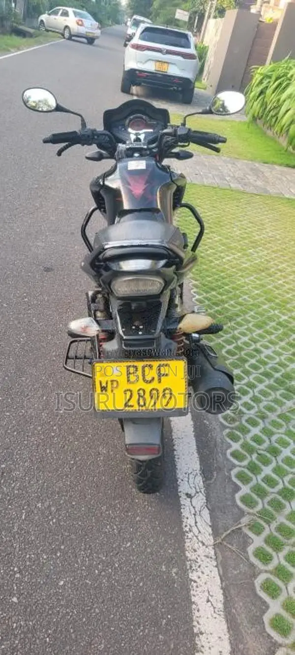 Hero Hunk 150 2015 Motorbike (Used)