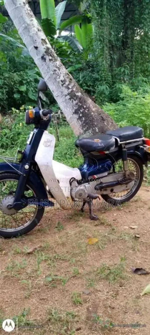 Honda Super Cub 2002 Motorbike (Used)