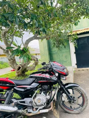 Bajaj Pulsar 150 2017 Motorbike (Used)