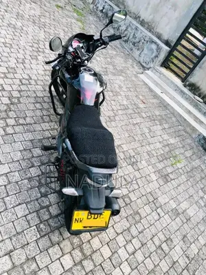 Hero-Honda Hunk 2015 Motorbike (Used)