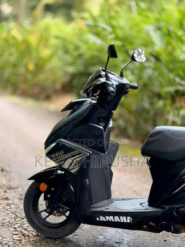 Yamaha ZR 2019 Motorbike (Used)