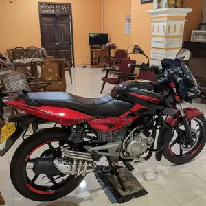 Bajaj Pulsar 150 2016 Motorbike (Used)