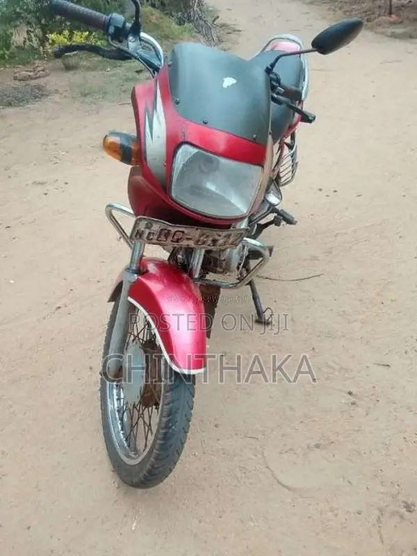 TVS Victor 2002 Motorbike (Used)
