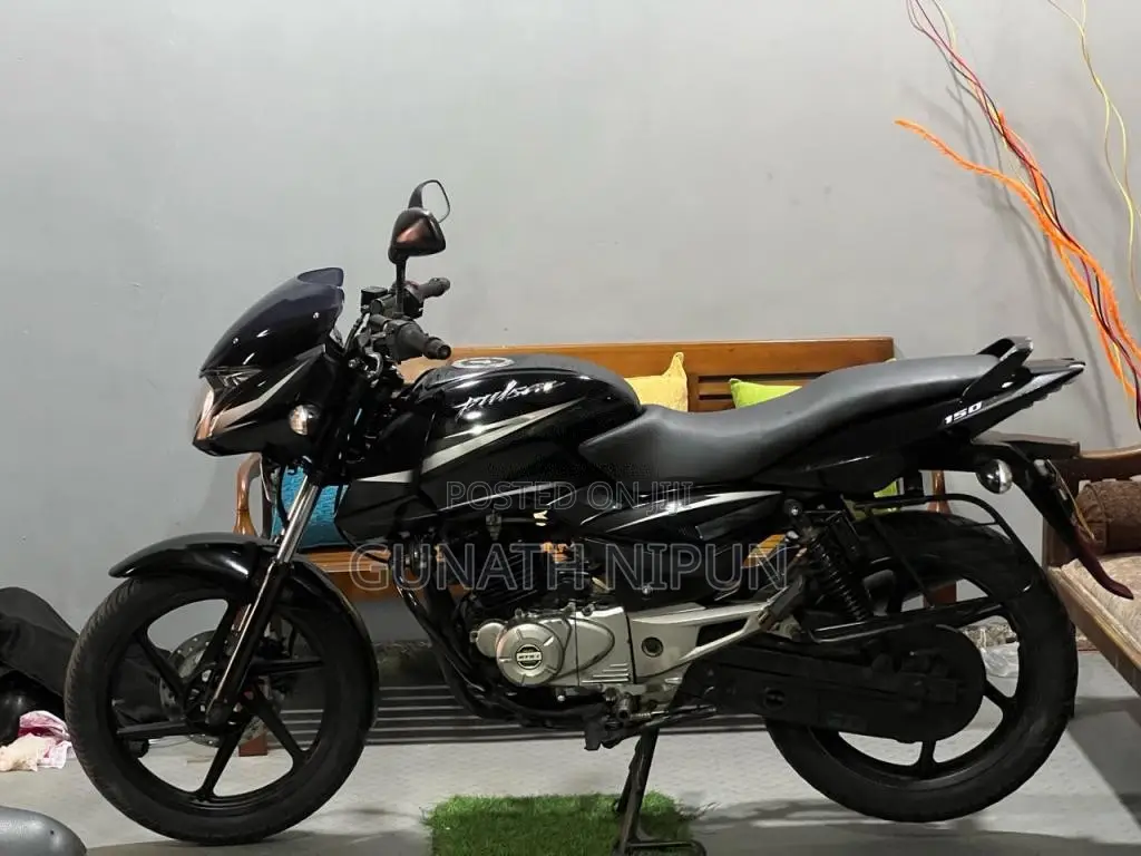 Bajaj Pulsar 150 2015 Motorbike (Used)