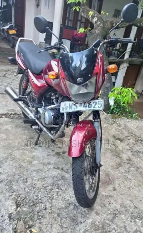Bajaj CT-100 2011 Motorbike (Used)