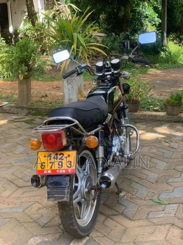Honda CB 125T 1997 Motorbike (Used)