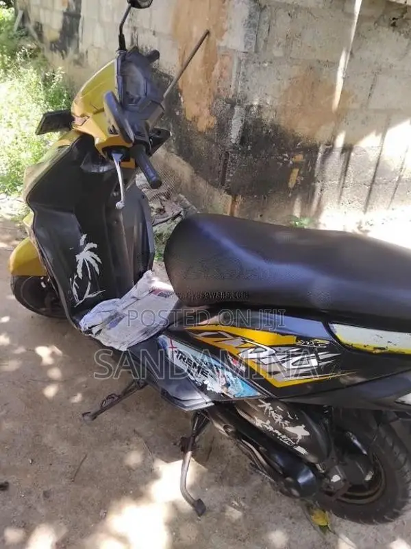 Honda Dio Dx 2019 Motorbike (Used)
