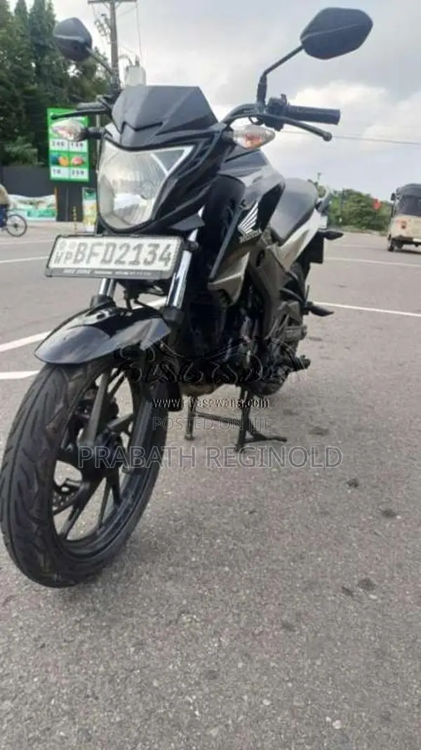 Honda CB Hornet 2016 Motorbike (Used)