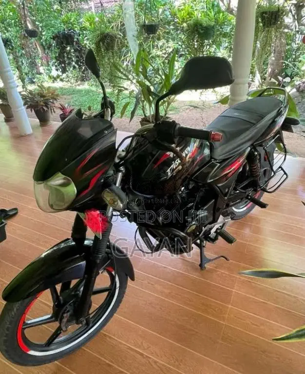 Bajaj Discover 2009 Motorbike (Used)