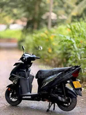 Yamaha ZR 2019 Motorbike (Used)