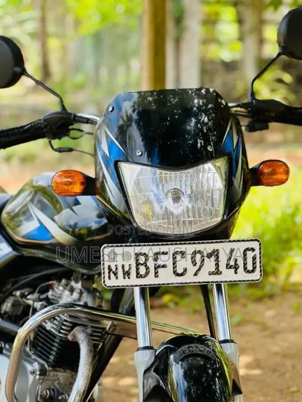Bajaj CT-100 2017 Motorbike (Used)
