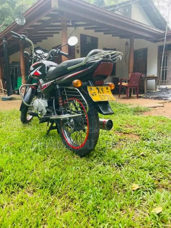 Bajaj CT-100 2012 Motorbike (Used)