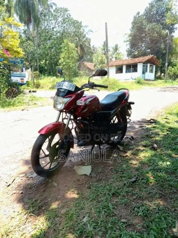 Suzuki G125 2013 Motorbike (Used)