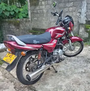 Bajaj CT-100 2011 Motorbike (Used)