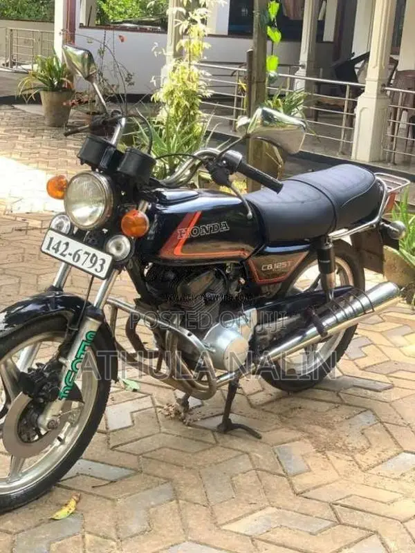 Honda CB 125T 1997 Motorbike (Used)
