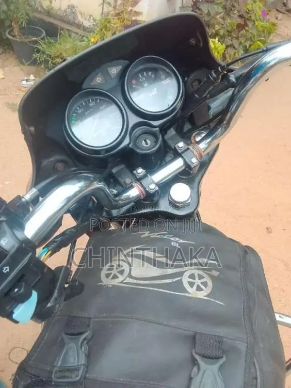 TVS Victor 2002 Motorbike (Used)