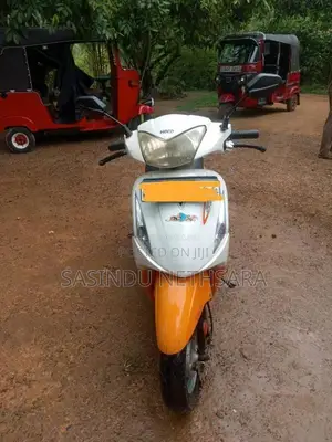 Hero Pleasure 2015 Motorbike (Used)