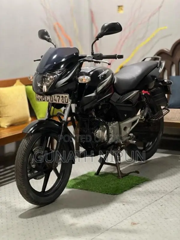 Bajaj Pulsar 150 2015 Motorbike (Used)