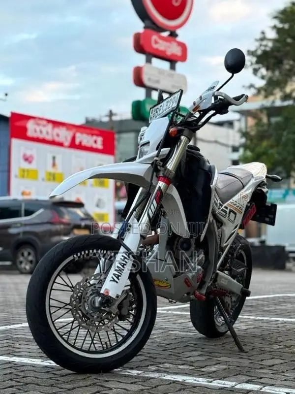 Yamaha Wr250r 2016 Motorbike (Used)