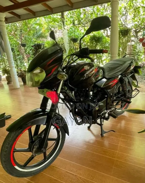 Bajaj Discover 2009 Motorbike (Used)