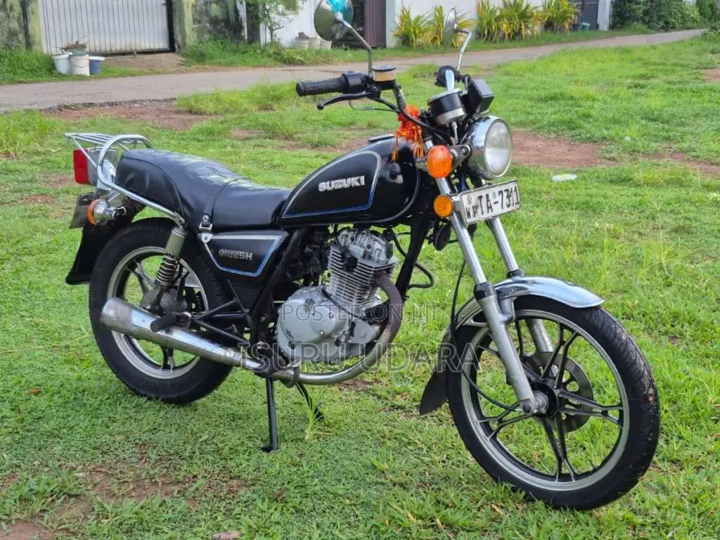 Suzuki GN125 2006 Motorbike (Used)