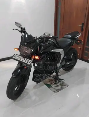 Yamaha Fz V.2 Fazer 2015 Motorbike (Used)