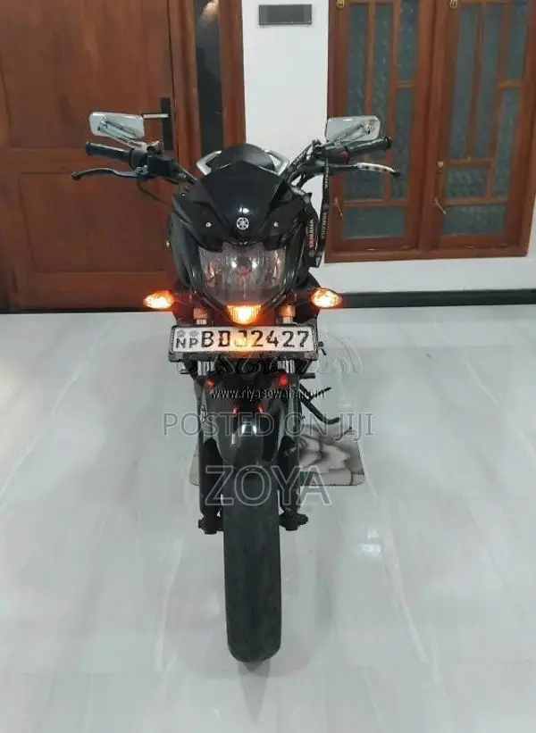 Yamaha Fz V.2 Fazer 2015 Motorbike (Used)