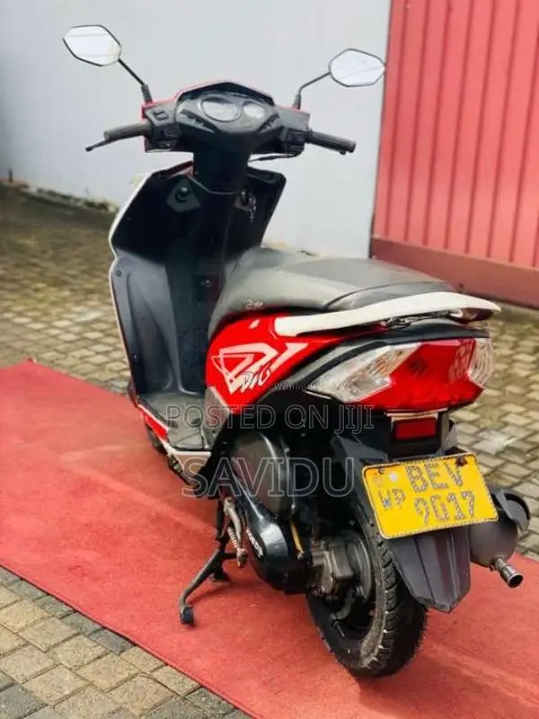 Honda Dio 2017 Motorbike (Used)