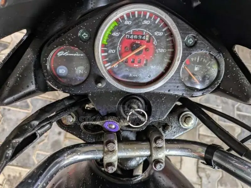 Hero-Honda Glamour 2008 Motorbike (Used)