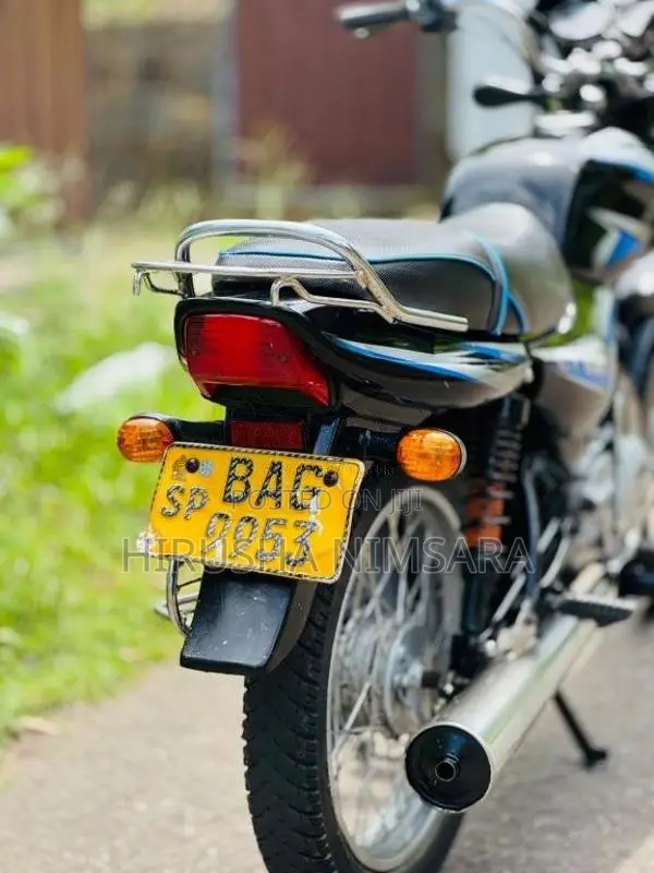 Bajaj CT-100 2013 Motorbike (Used)