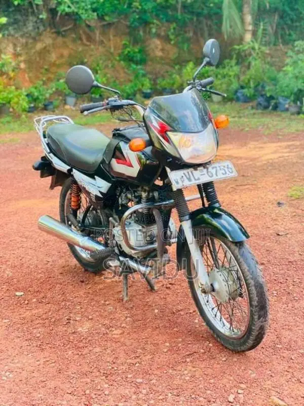 Bajaj CT-100 2010 Motorbike (Used)