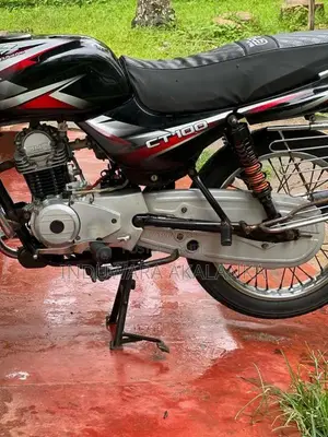 Bajaj CT-100 2017 Motorbike (Used)