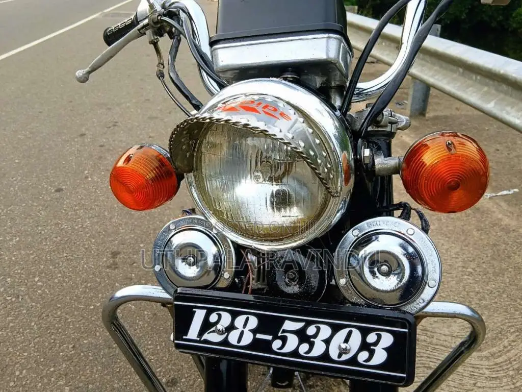 Honda CD125 Twin 1992 Motorbike (Used)