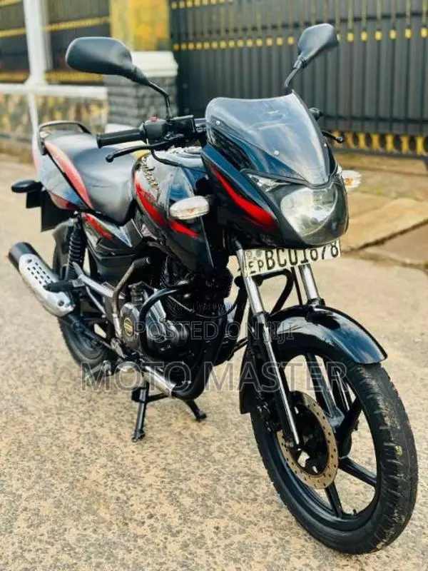 Bajaj Pulsar 150 2015 Motorbike (Used)