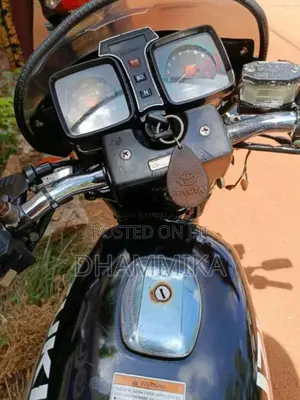 Suzuki GS125 2011 Motorbike (Used)