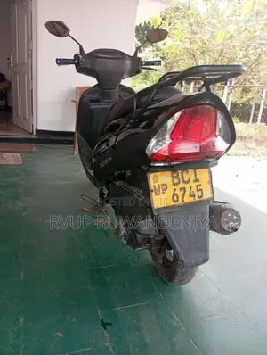 Suzuki Vecster 150 Cc 2007 Motorbike (Used)